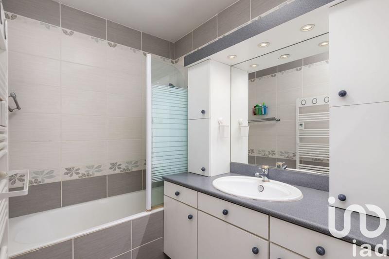 Appartement - 100 m² - 4 pièces