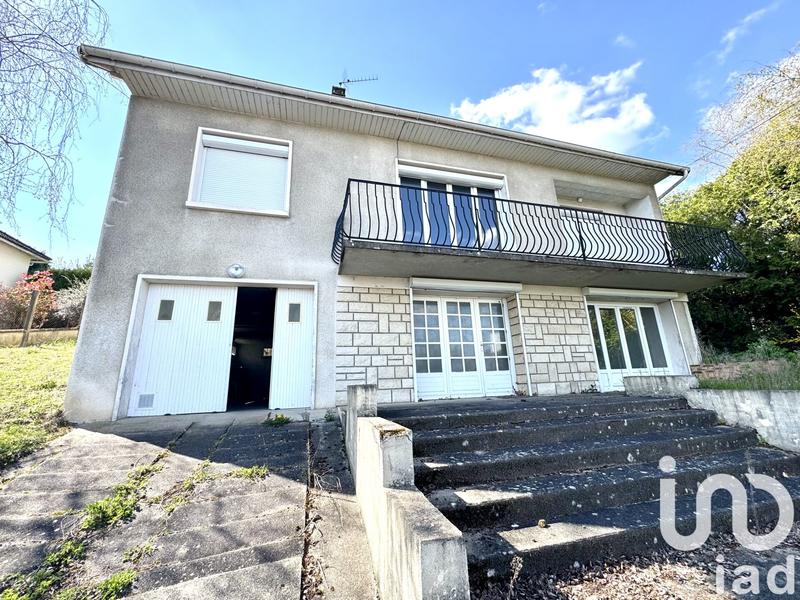 Maison - 140 m² - 8 pièces