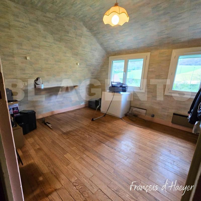 Maison traditionnelle - 110 m² - 6 pièces