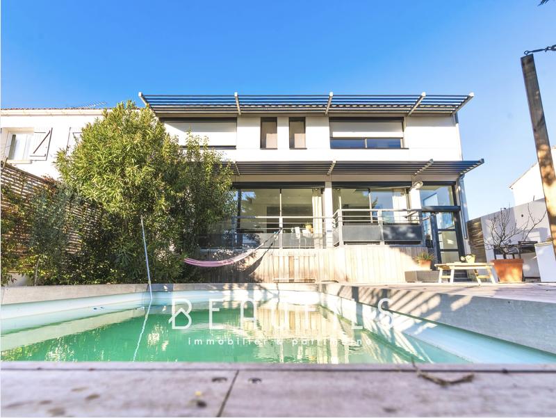 Villa - 173 m² - 6 pièces