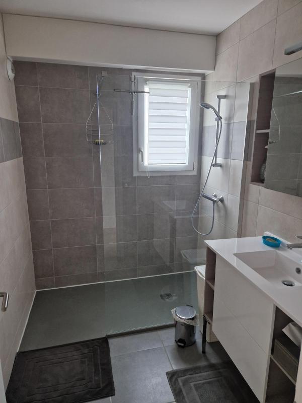 Appartement - 84 m² - 3 pièces