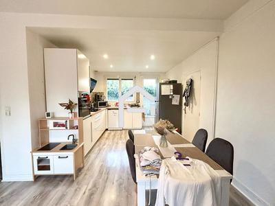 Maison - 120 m² - 4 pièces