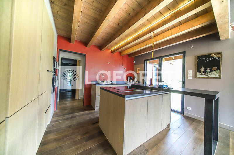 Maison - 150 m² - 5 pièces