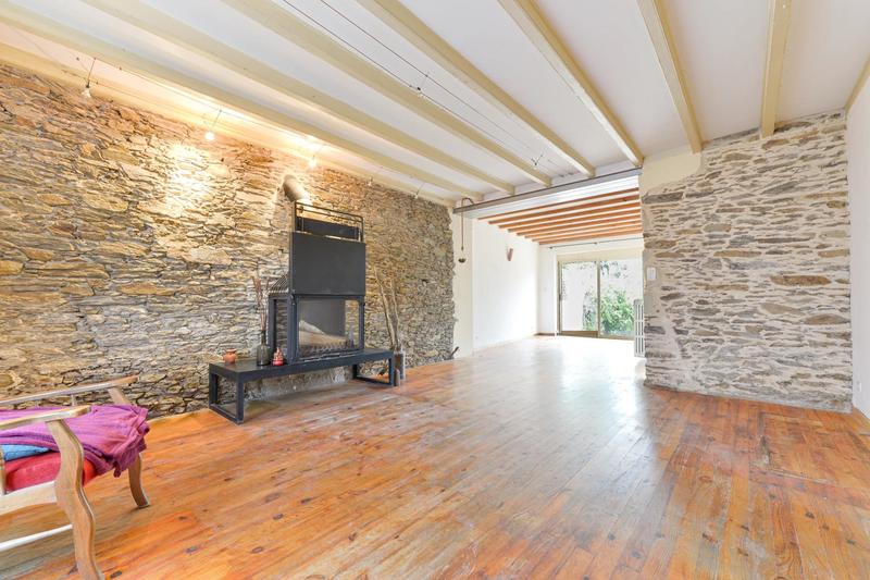 Maison - 180 m² - 8 pièces