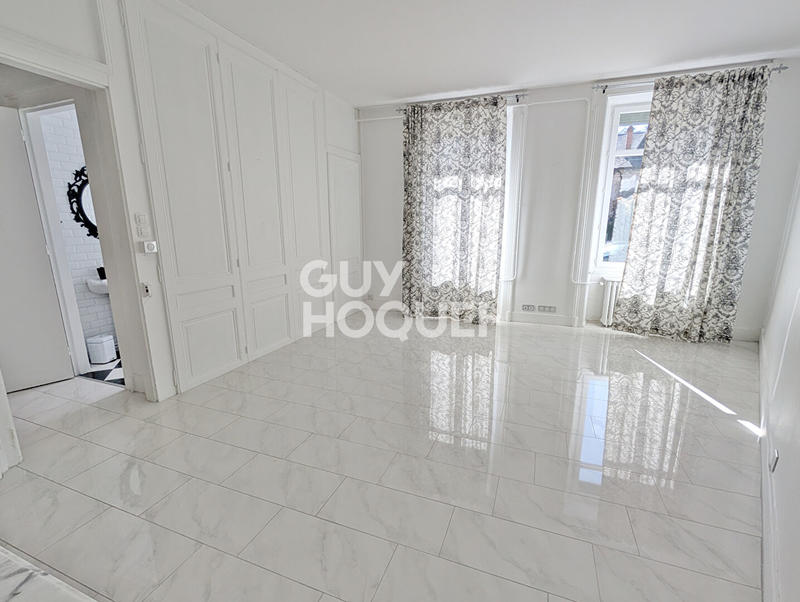 Appartement - 80 m² - 3 pièces