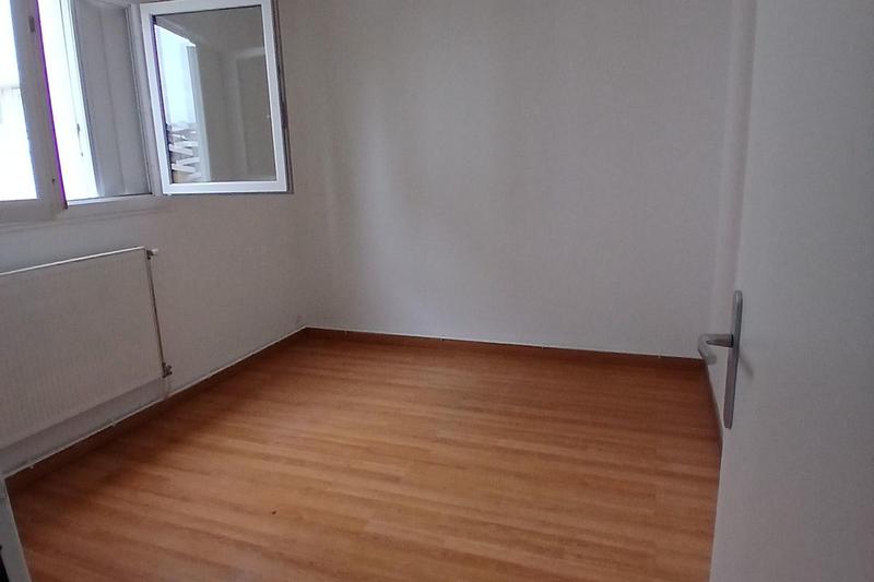 Appartement - 79 m² - 4 pièces