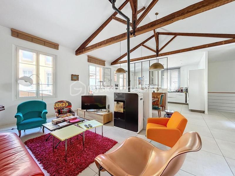 Loft - 151 m² - 5 pièces