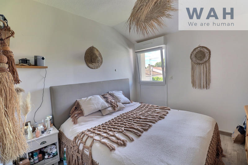 Maison - 98 m² - 5 pièces