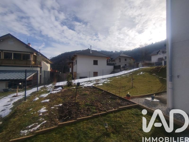 Maison - 98 m² - 4 pièces