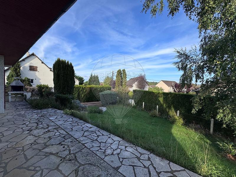 Maison - 161 m² - 6 pièces