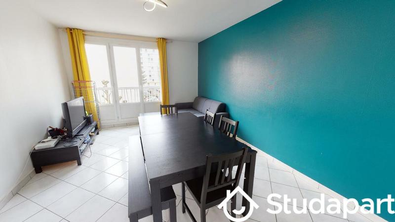 Chambre - 11 m² - 1 pièce