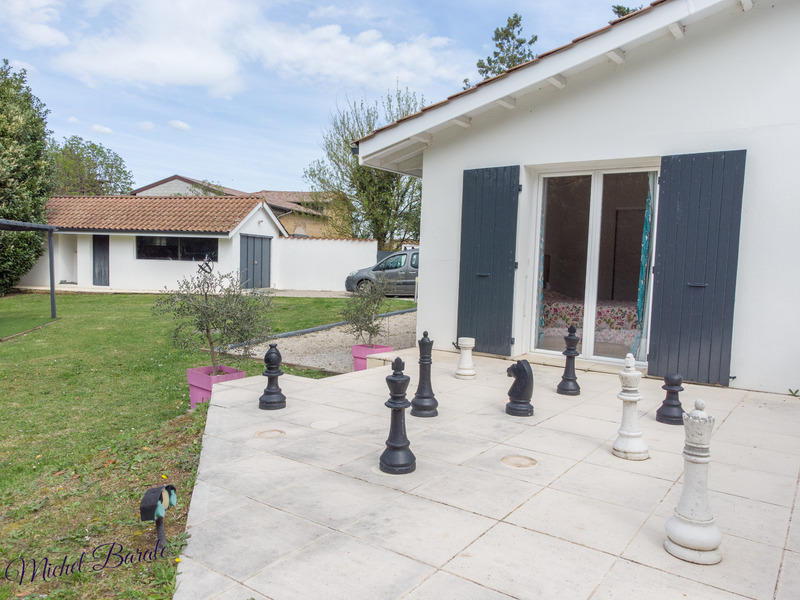 Maison - 197 m² - 6 pièces