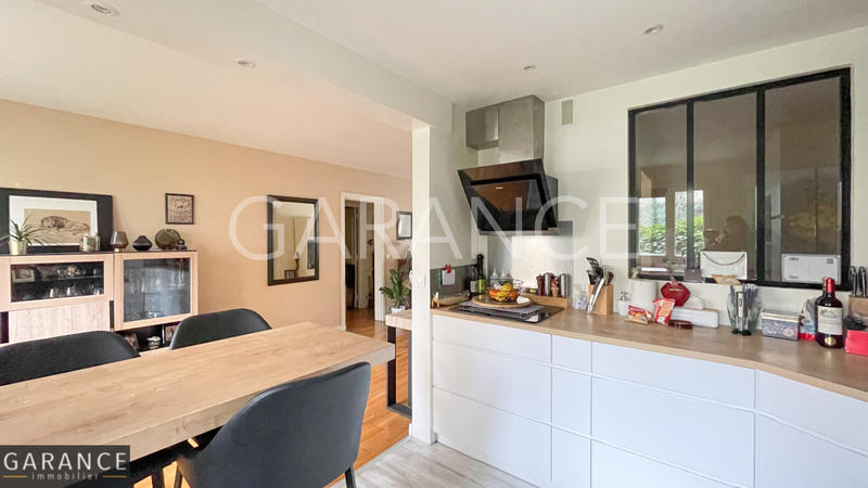 Appartement - 79 m² - 3 pièces