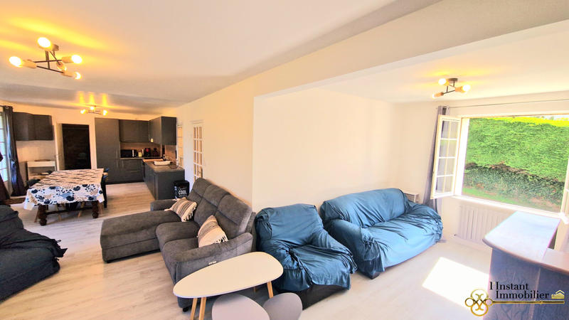 Demeure - 135 m² - 6 pièces