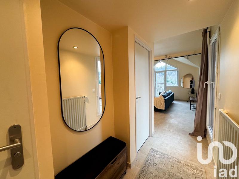 Appartement - 99 m² - 4 pièces