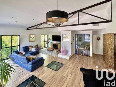 Maison - 293 m² - 6 pièces