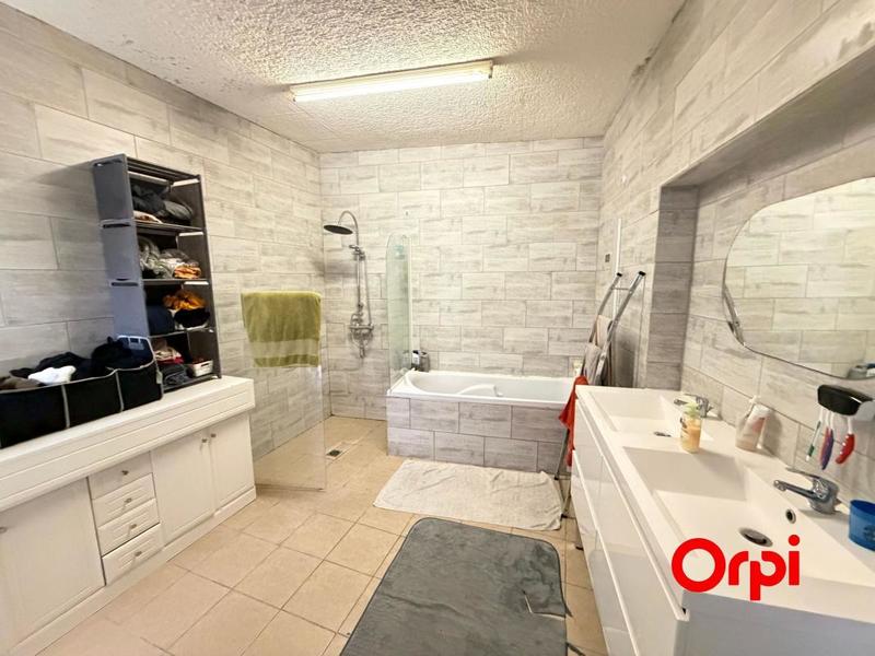 Maison - 108 m² - 4 pièces