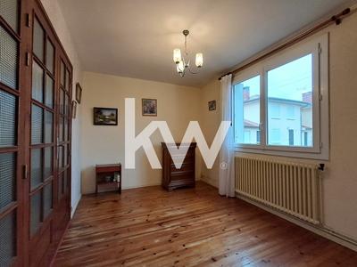 Maison - 98 m² - 5 pièces