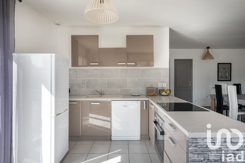 Maison - 96 m² - 5 pièces