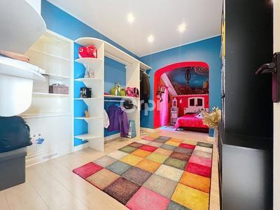 Villa - 182 m² - 7 pièces