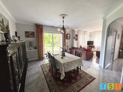 Maison - 135 m² - 4 pièces