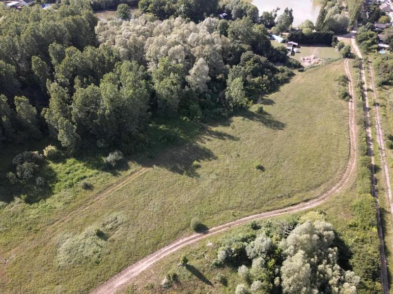 Terrain - 62 669 m²