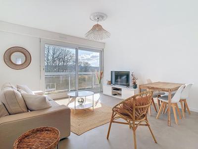 Appartement - 100 m² - 5 pièces