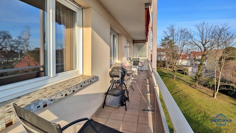 Appartement - 95 m² - 4 pièces