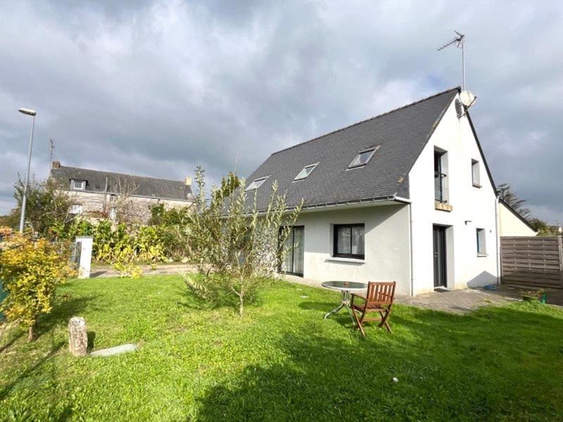 Maison - 90 m² - 6 pièces