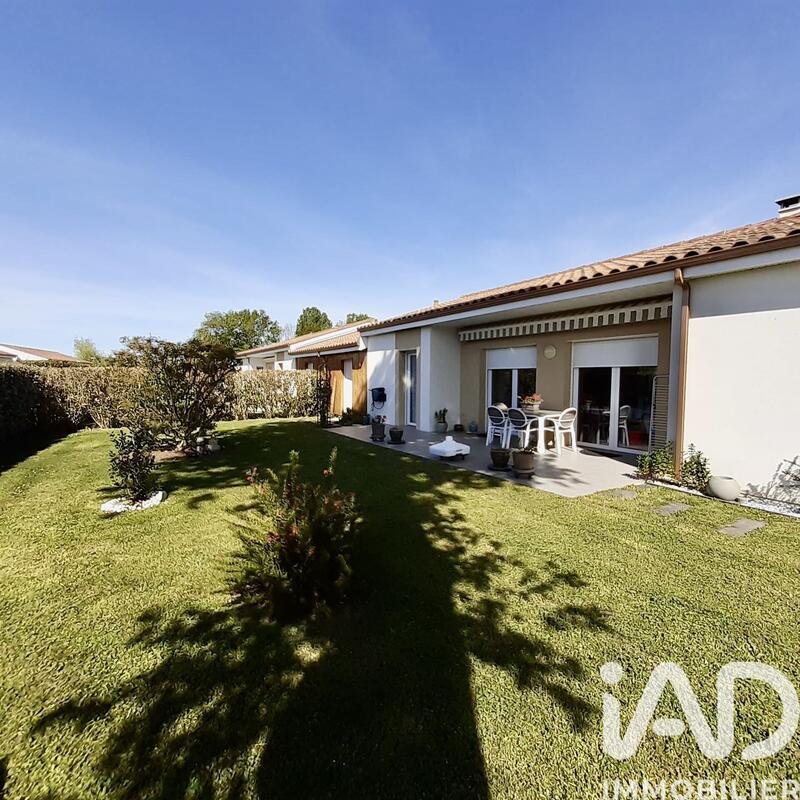 Maison - 90 m² - 4 pièces