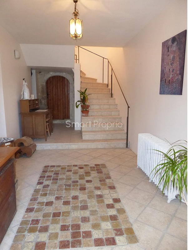 Propriété - 330 m² - 15 pièces