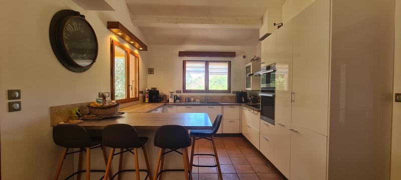 Maison - 144 m² - 5 pièces