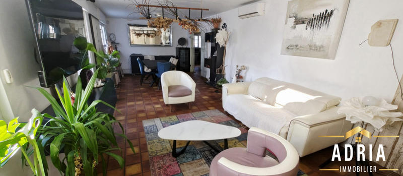 Maison - 195 m² - 9 pièces