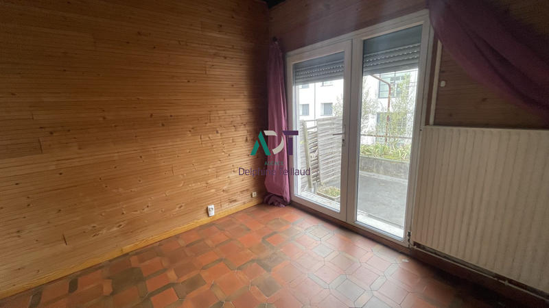 Maison - 246 m² - 8 pièces