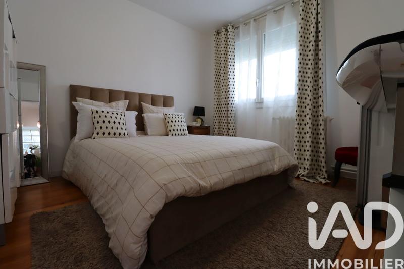 Maison - 94 m² - 5 pièces