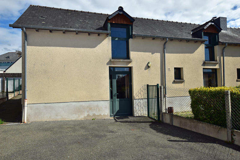 Maison - 120 m² - 1 pièce