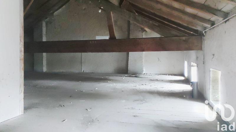 Appartement - 120 m² - 1 pièce