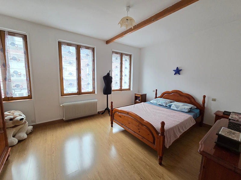 Maison - 103 m² - 5 pièces