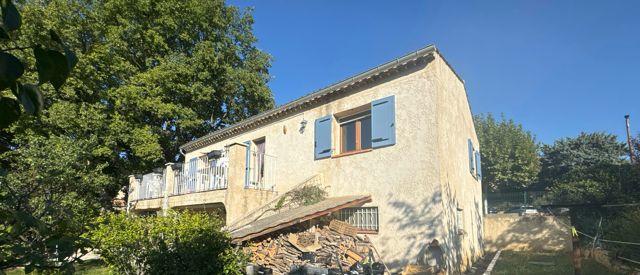 Villa - 90 m² - 4 pièces