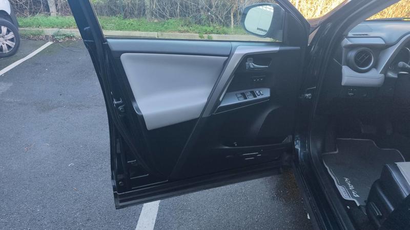 Toyota Rav4 2 2.5 VVTi 197 Hybrid 2wd E-Cvt Lounge