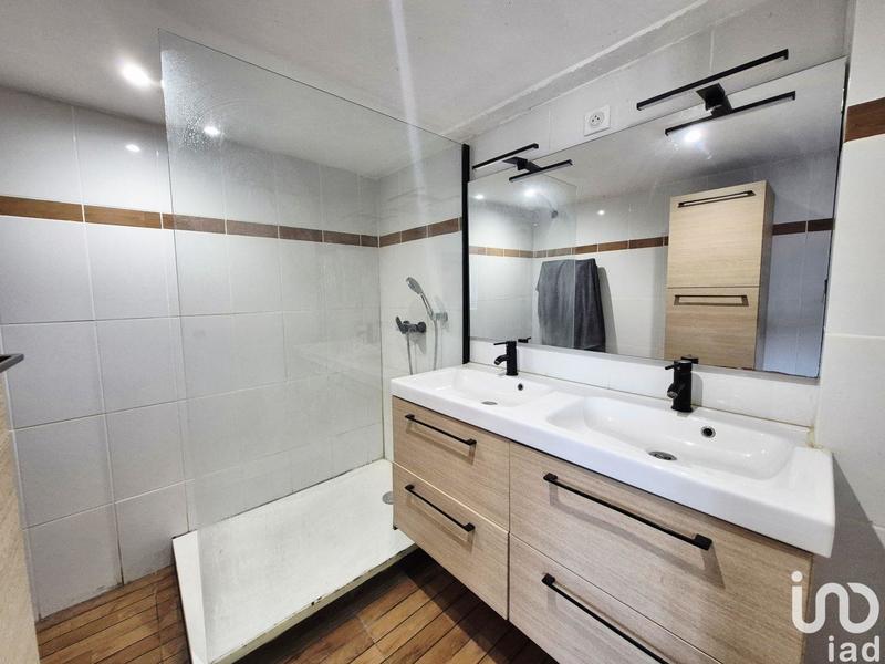 Maison - 267 m² - 7 pièces