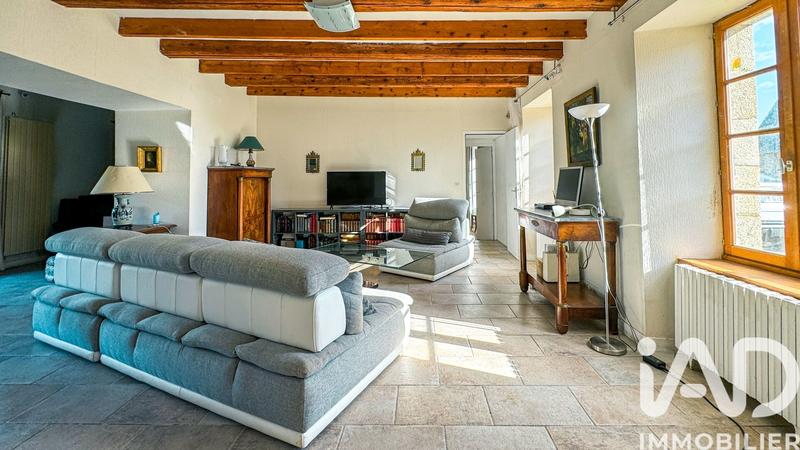 Maison - 278 m² - 12 pièces