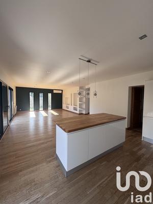 Maison - 156 m² - 6 pièces