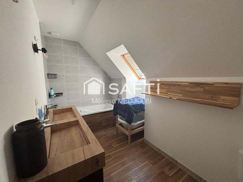 Maison - 97 m² - 4 pièces