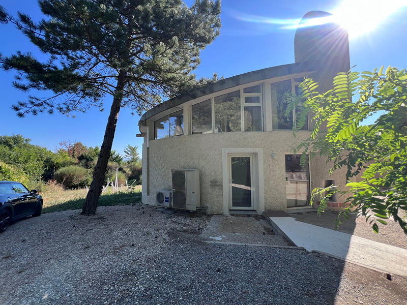 Maison - 145 m² - 5 pièces