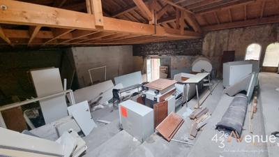 Appartement - 96 m² - 3 pièces