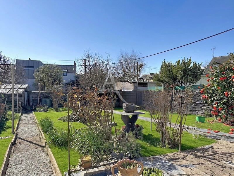 Maison - 92 m² - 5 pièces