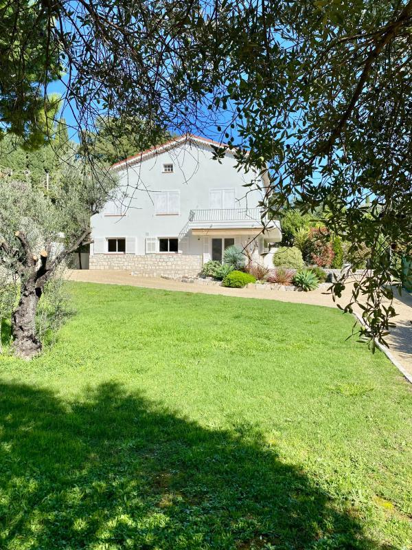 Villa - 209 m² - 2 pièces