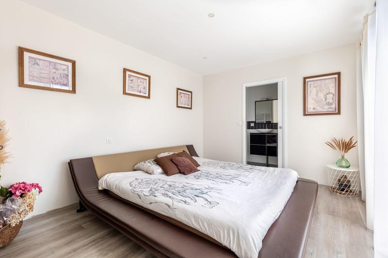 Maison - 142 m² - 5 pièces