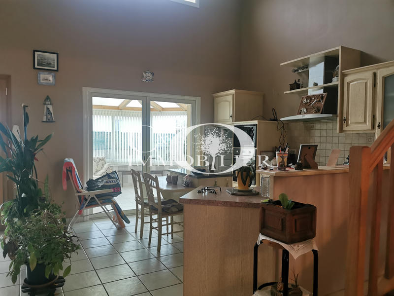 Maison - 183 m² - 6 pièces